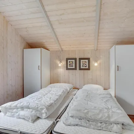 Semesterbostad Härligt Hus I Oksbøl Med Bastu