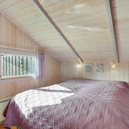 בית נופש Lovely Home In Oksbol With Sauna