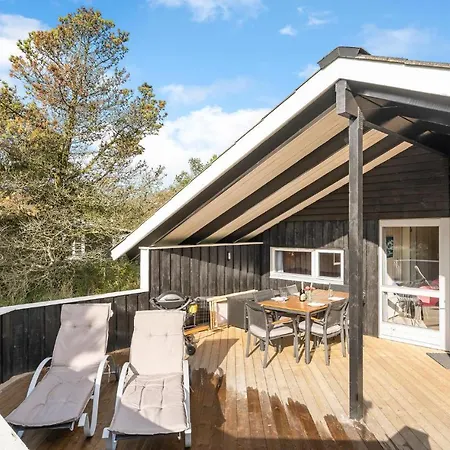 Lovely Home In Oksbol With Sauna בית נופש